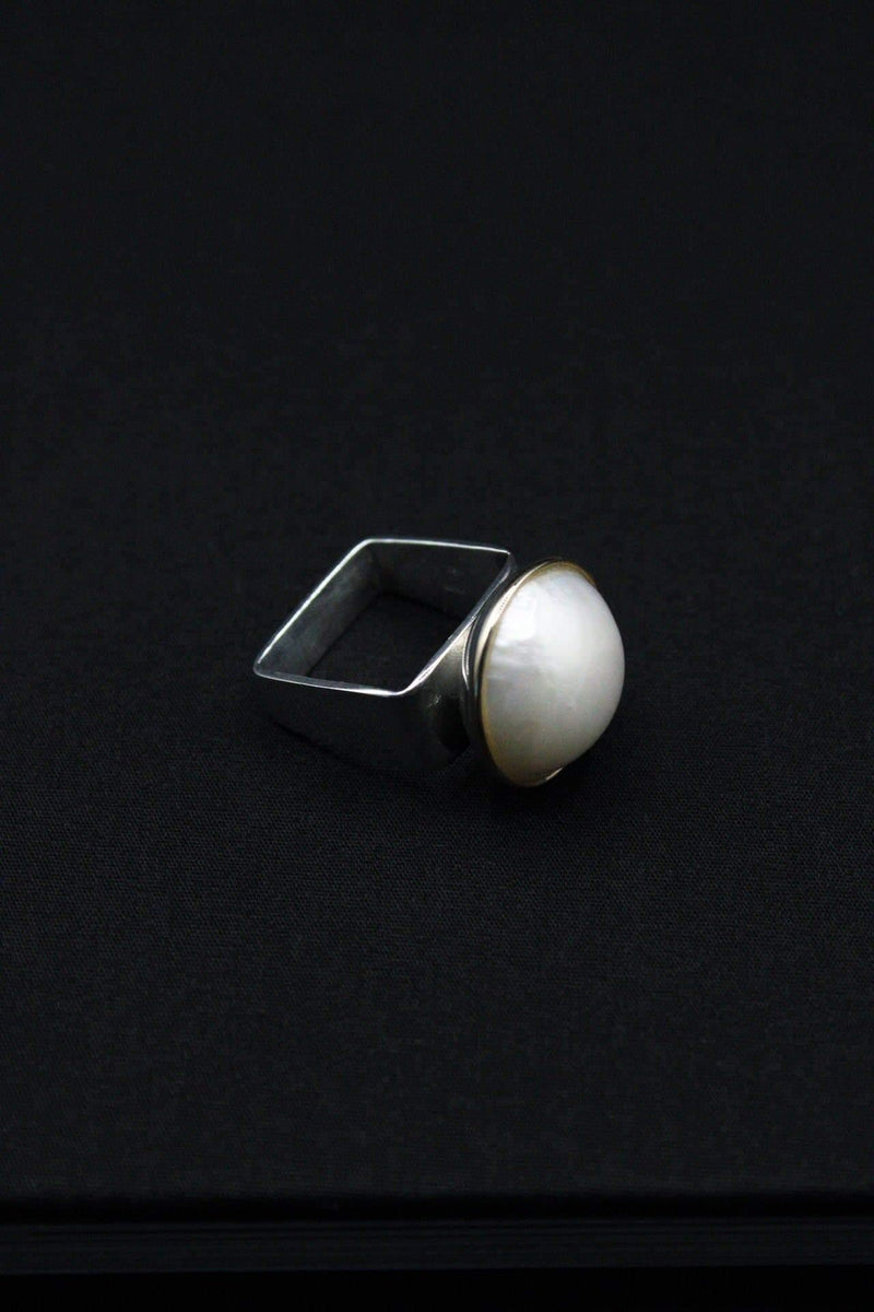 Geometric Pearl Ring - Rodolfo Lugo Jewels USA
